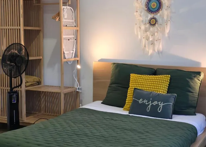 公寓 La Porte Du Chemin *