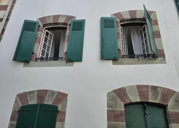 La Porte Du Chemin 公寓 圣让皮耶德波尔